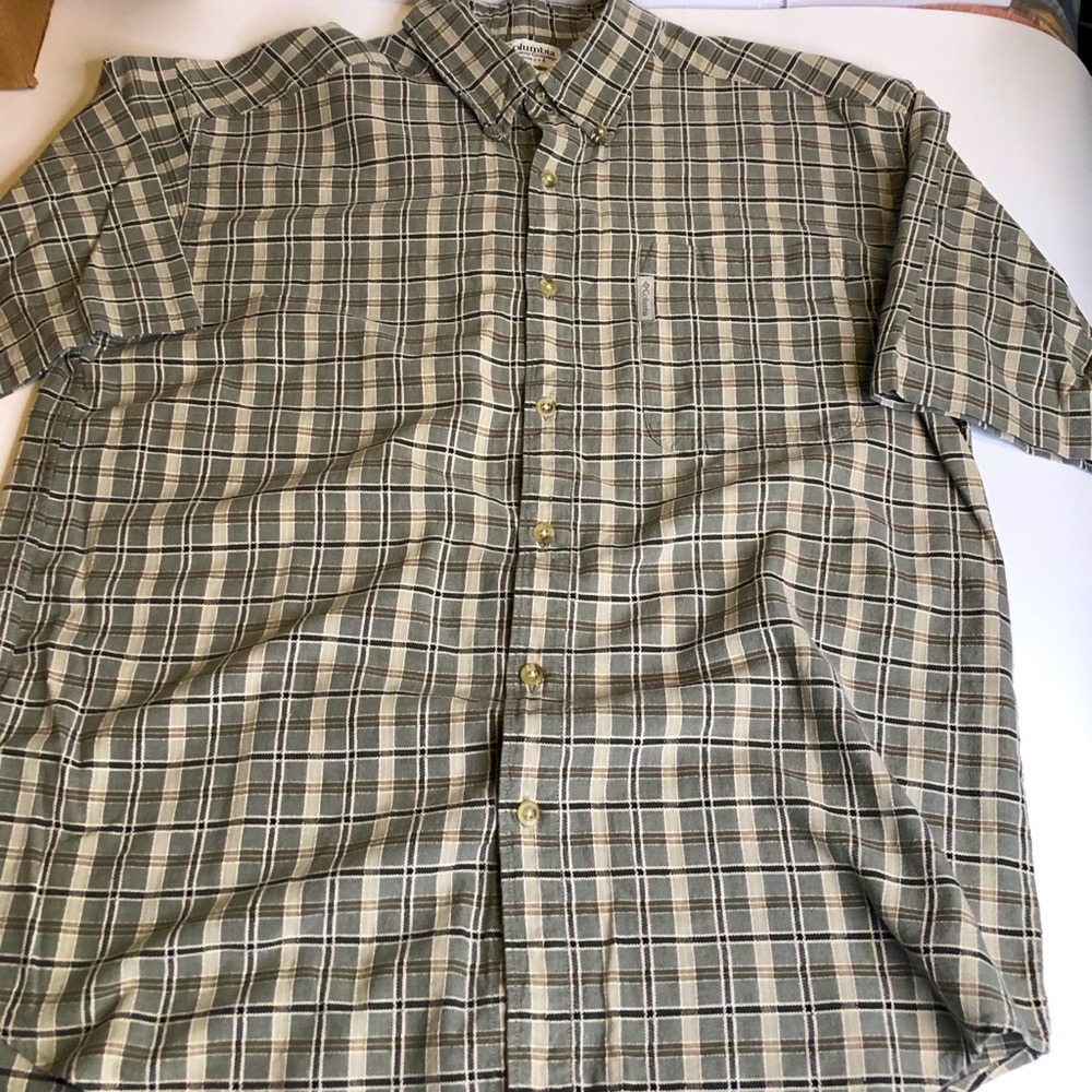 Columbia Men’s Short Sleeve Button Down Mens Shirt